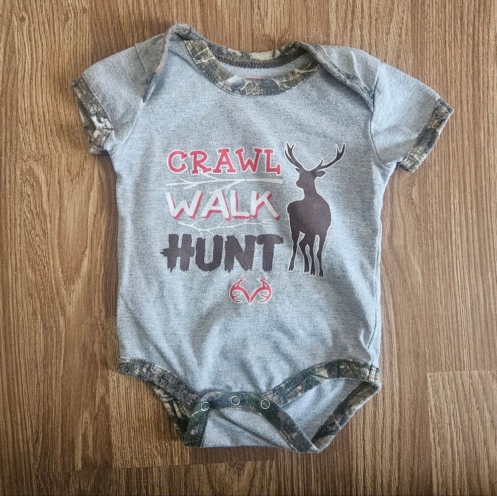 Realtree Gray and Camouflage Baby Onesie Size 0 to 3 Months